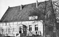 Der erste Kindergarten in Westönnen im alten Büscher´schen Bauernhaus.