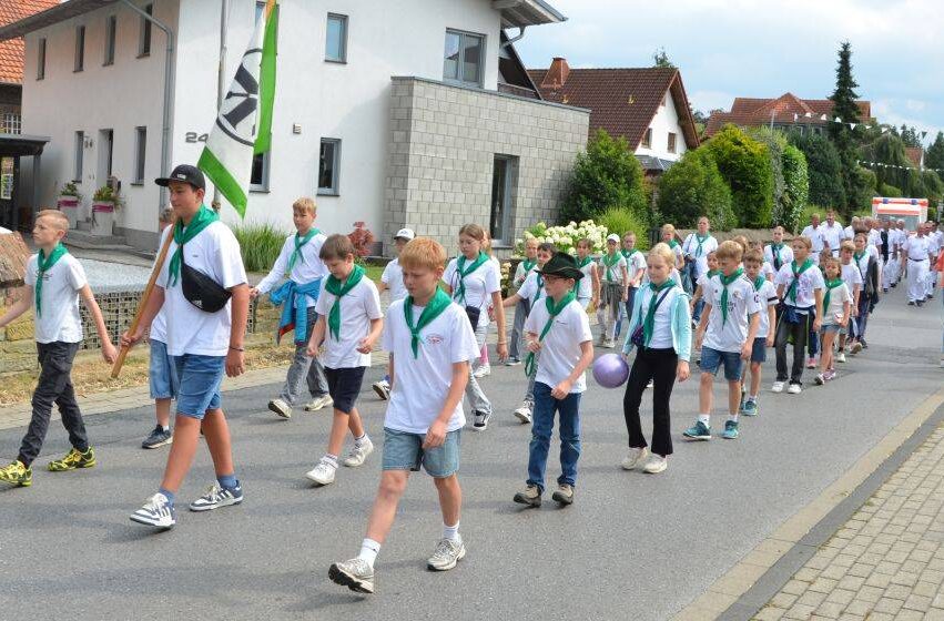 20260728_Umzug Montag17